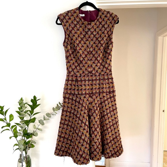 Oscar de la Renta Dresses & Skirts - ⛔️SOLD OSCAR DE LA RENTA Wool ALine Midi Dress
